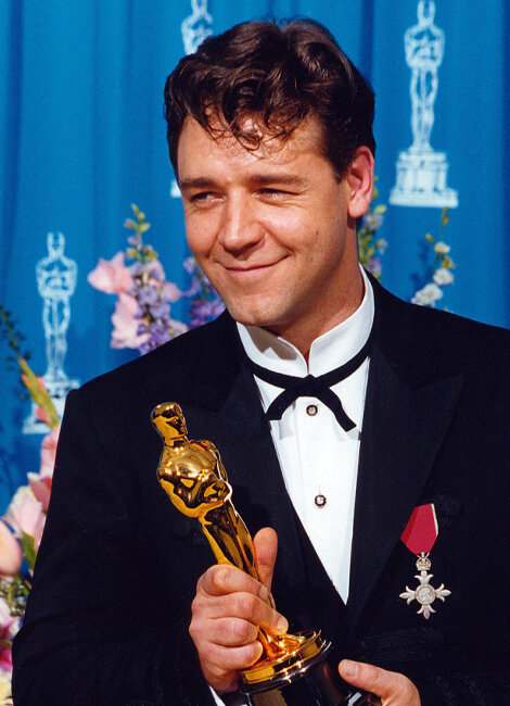 Russell Crowe saat menang Oscar 2001