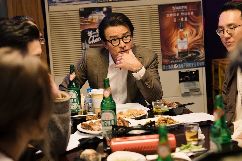金鐘61入圍｜在《親密之海》中，李銘順詮釋、花名在外卻深藏秘密的董事長「李憲宏」，與吳慷仁、瑞瑪席丹、于子育都有精彩的對手戲。